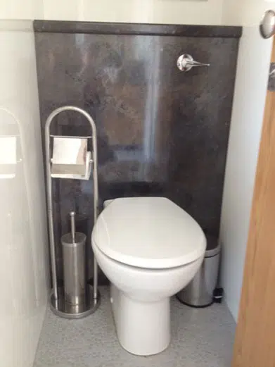 Caravane-Excellence-WC-sous-vide-(3)